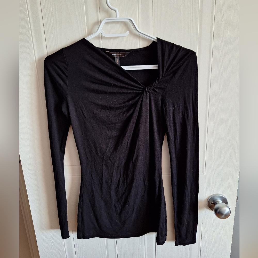 BCBGMaxAzria Black Long Sleeve Twist Top